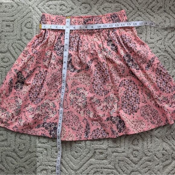 Copy - H&M mini floral daisy skirt size Medium @Y - Picture 4 of 6